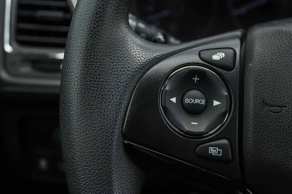 Used 2018 Honda HR-V EX image 22