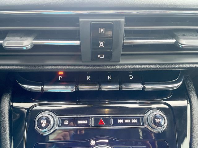 Used 2021 Lincoln Corsair FWD w/ Premium Package image 16