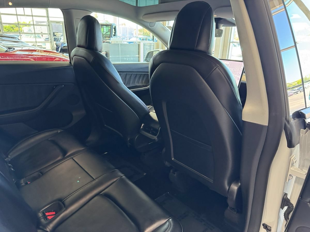 Used 2021 Tesla Model Y Long Range AWD/4WD image 81