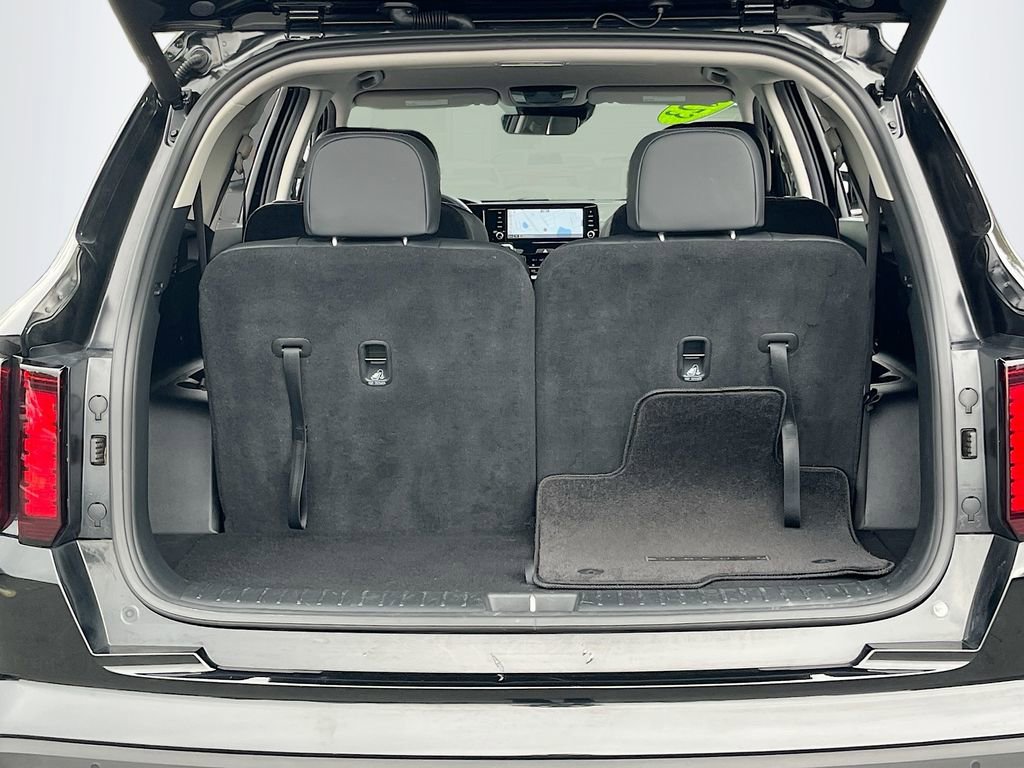 Used 2023 Kia Sorento EX image 25