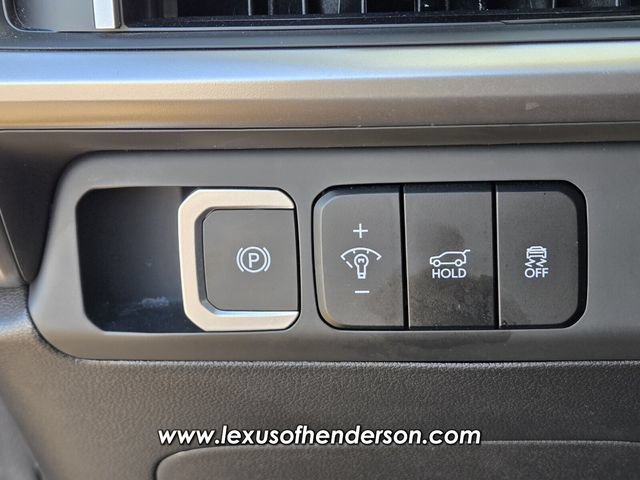Used 2025 Hyundai Santa Fe SEL AWD/4WD image 25