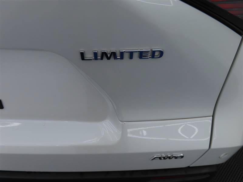 Used 2023 Toyota bZ4X AWD w/ Weather Package image 14