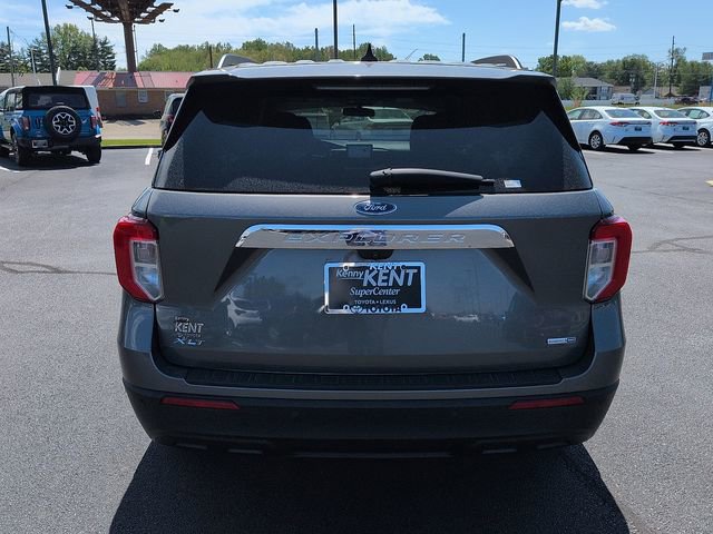 Used 2022 Ford Explorer XLT AWD/4WD image 6