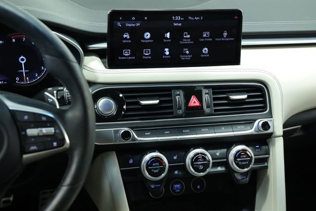 Used 2022 Genesis G70 3.3T RWD image 16