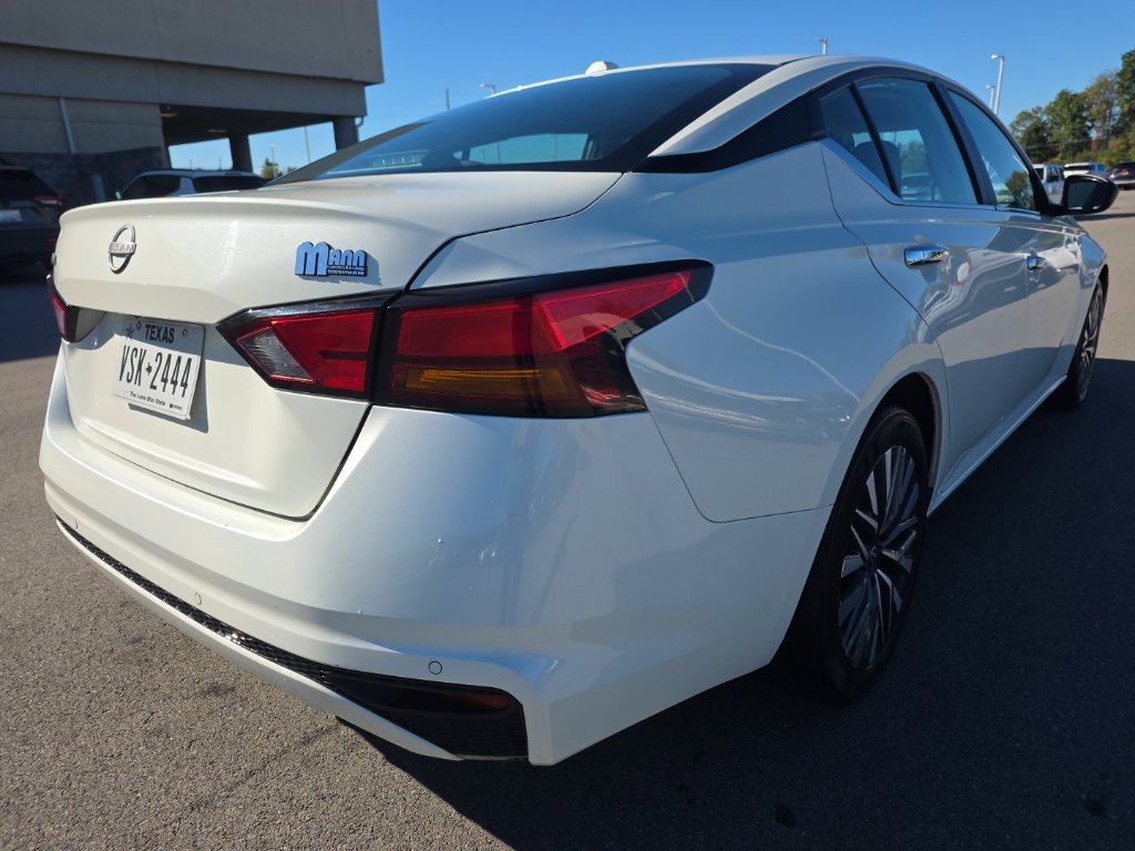 Used 2025 Nissan Altima 2.5 SV FWD image 5
