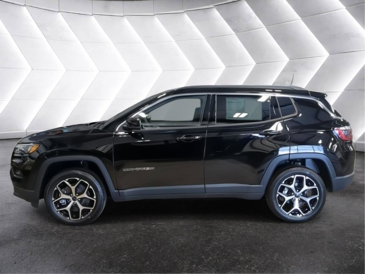 New 2026 Jeep Compass Limited AWD/4WD image 2