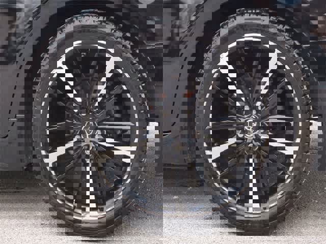 Used 2018 Toyota Camry XSE image 14