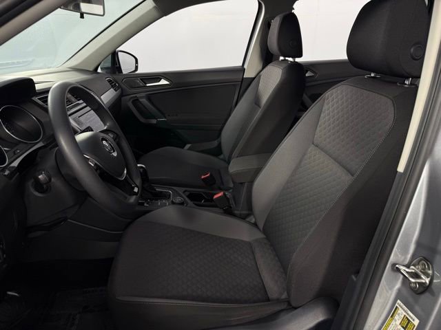 Used 2020 Volkswagen Tiguan S image 11