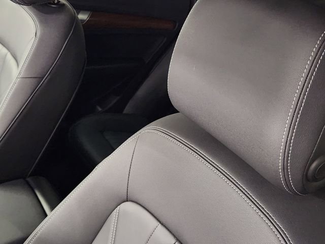 Used 2023 Audi Q5 2.0T Premium image 15