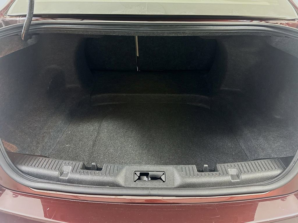 Used 2010 Ford Taurus Limited image 24