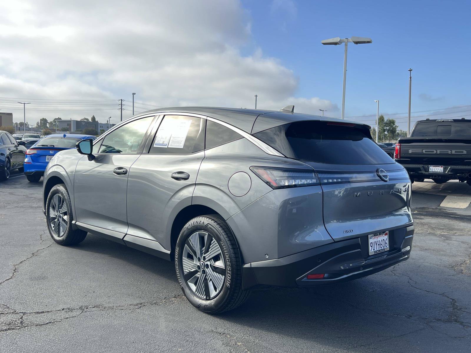 Used 2025 Nissan Murano SL w/ Cargo Package AWD/4WD image 3