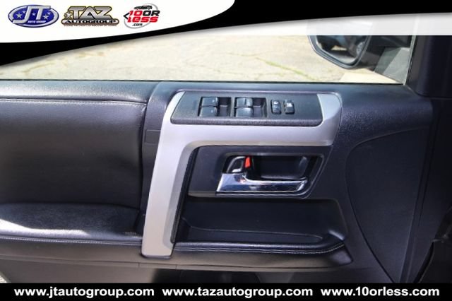 Used 2014 Toyota 4Runner SR5 RWD image 11