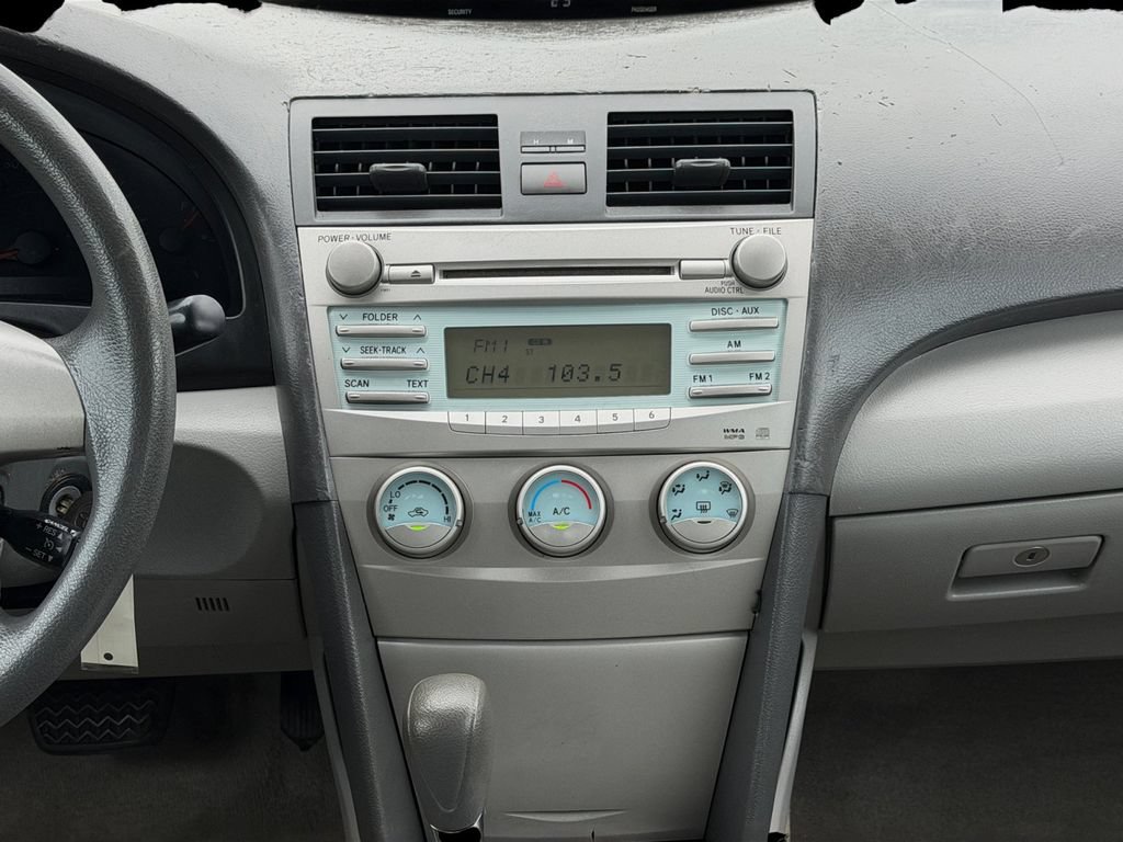 Used 2009 Toyota Camry FWD image 15