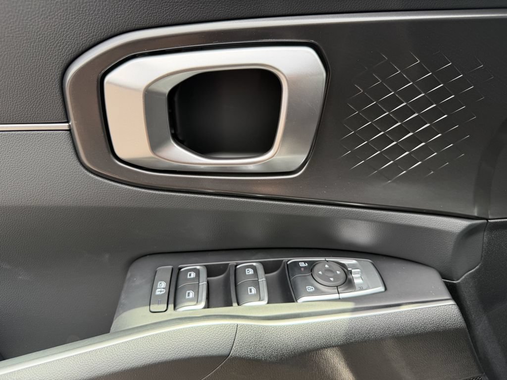 New 2026 Kia Sorento S FWD image 18