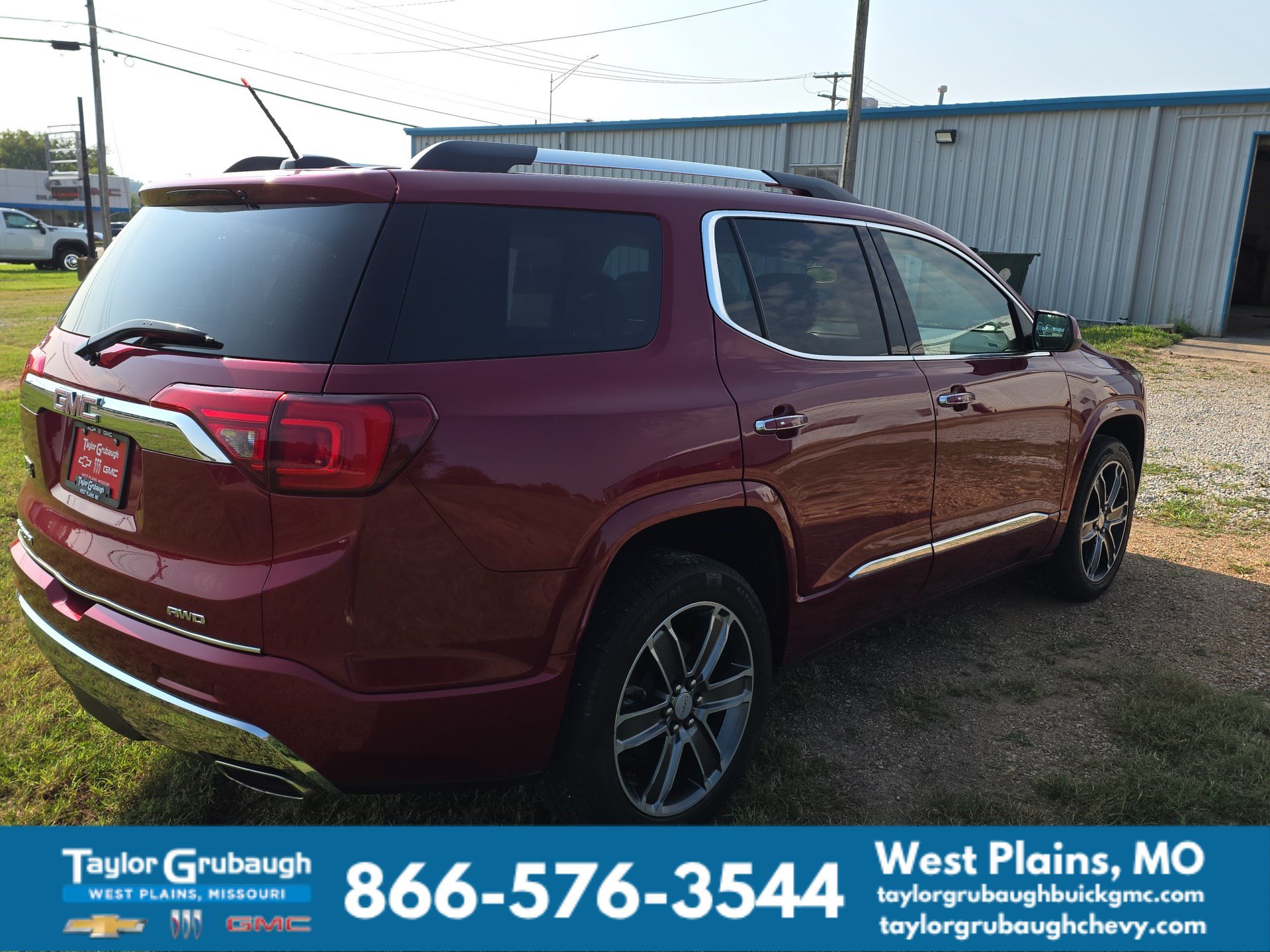 Used 2019 GMC Acadia Denali AWD/4WD image 6