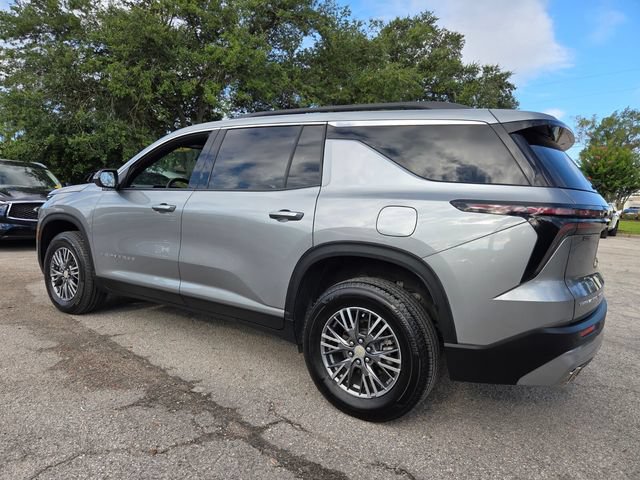Used 2025 Chevrolet Traverse LT AWD/4WD image 5