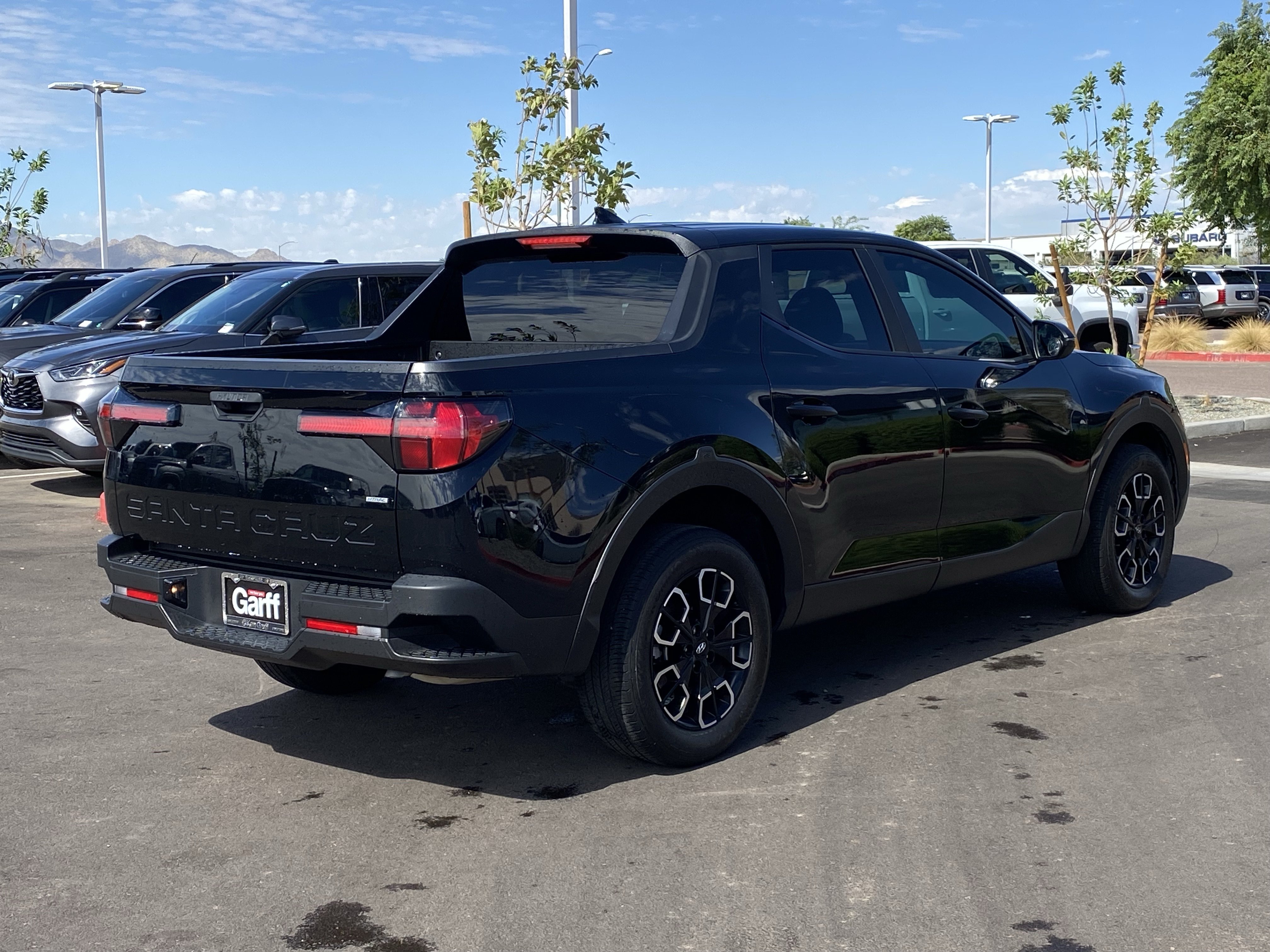 Used 2023 Hyundai Santa Cruz SEL AWD/4WD image 3