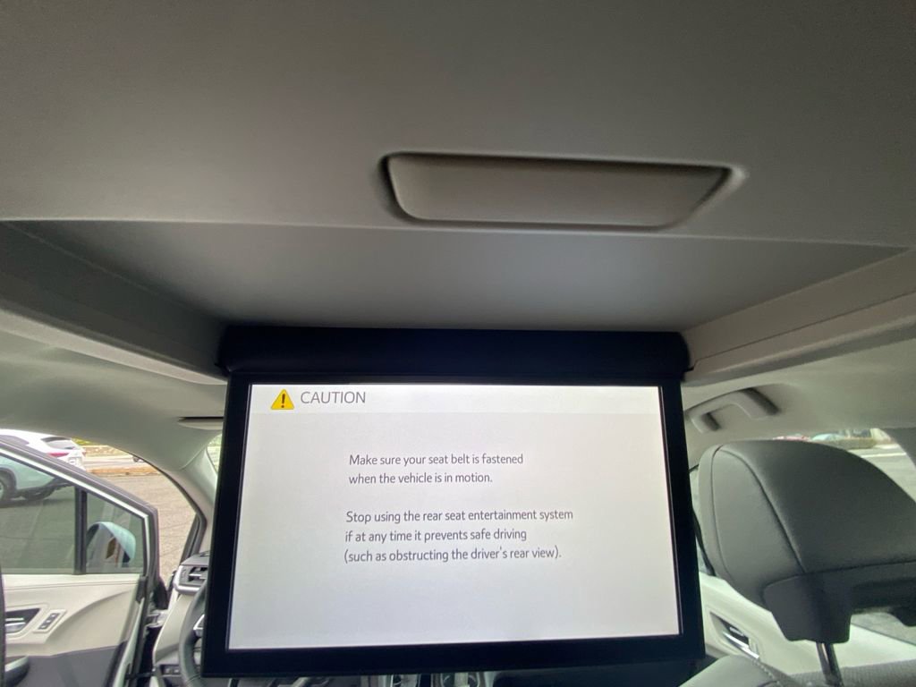 Used 2024 Toyota Sienna Limited image 29