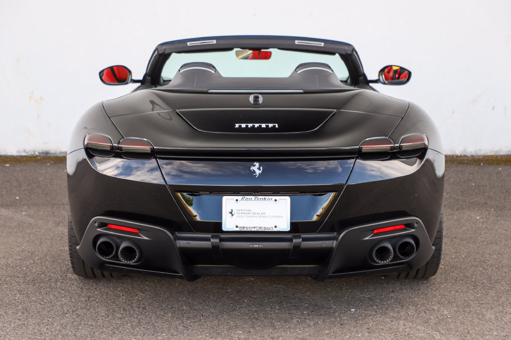 Certified 2025 Ferrari Roma Spider RWD image 7