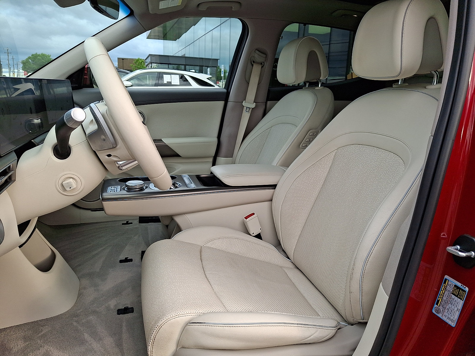 Certified 2023 Genesis GV60 Advanced AWD/4WD image 12