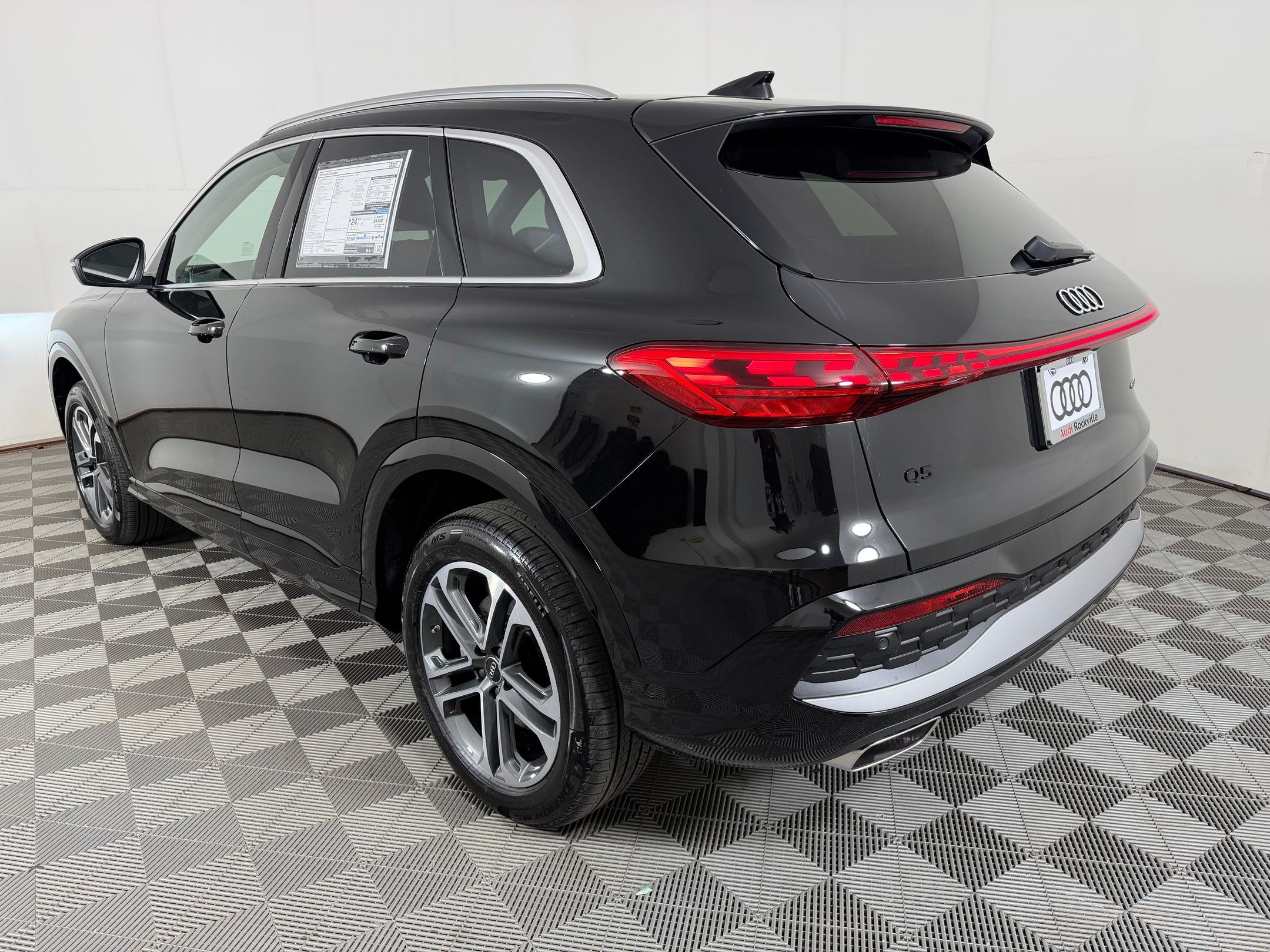 New 2026 Audi Q5 Premium AWD/4WD image 3