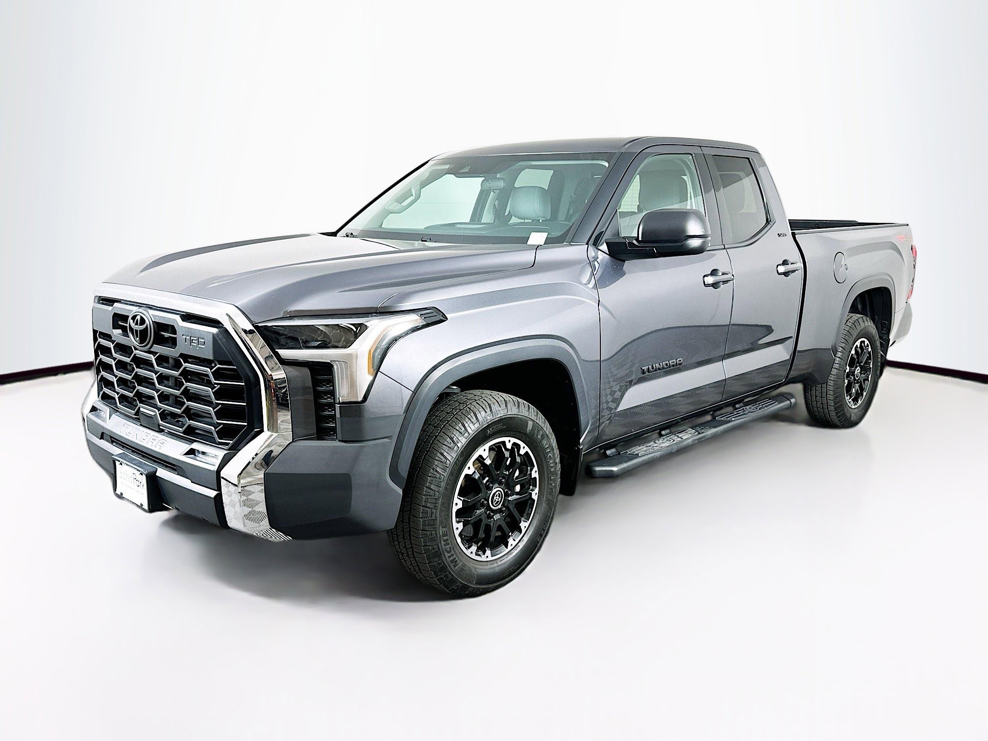 Used 2023 Toyota Tundra SR5 image 3