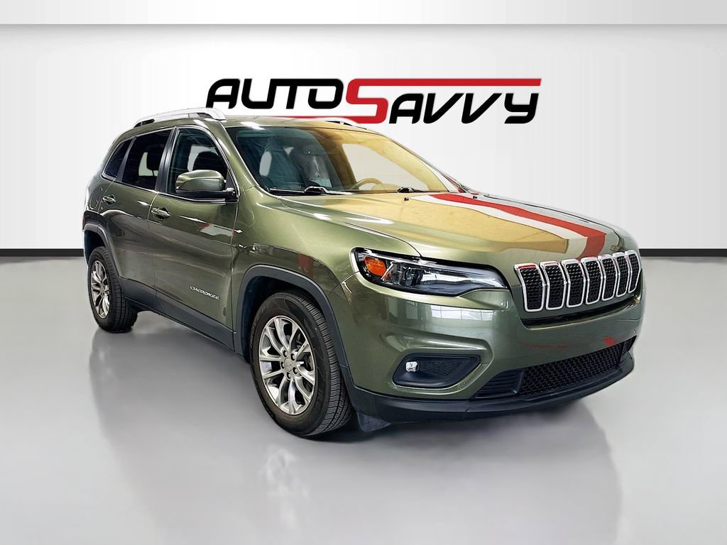 Used 2019 Jeep Cherokee Latitude Plus w/ Comfort/Convenience Group