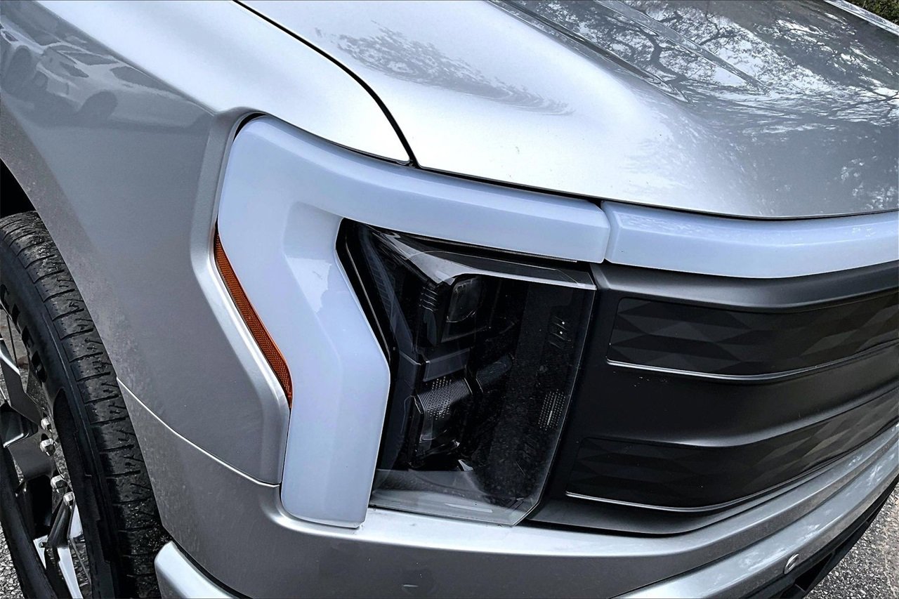 Used 2023 Ford F150 Lightning Lariat w/ Equipment Group 511A High image 29