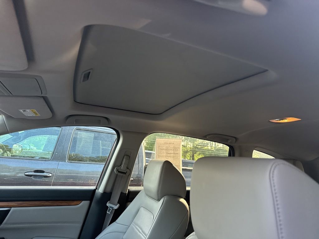 Used 2019 Honda CR-V Touring image 9