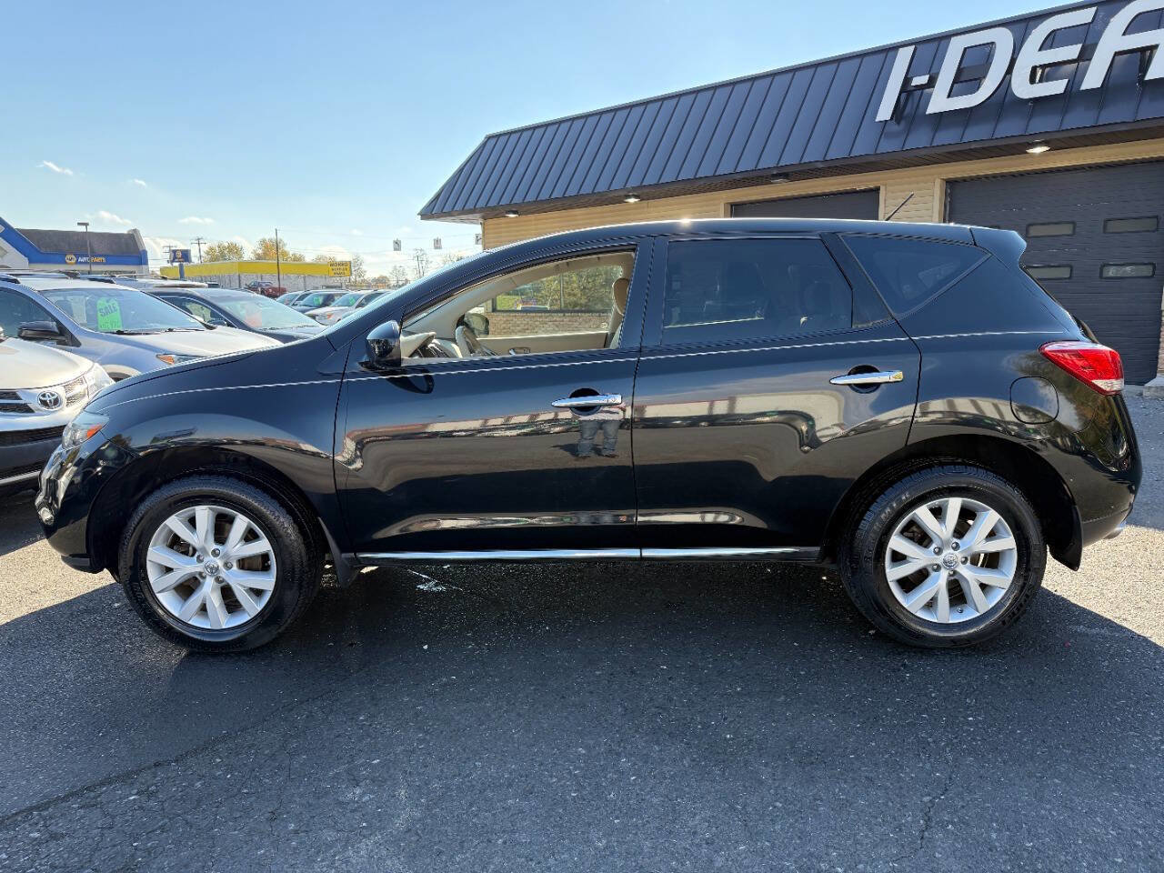 Used 2013 Nissan Murano S image 8