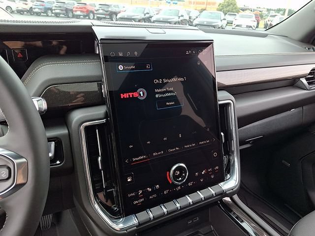 New 2026 GMC Yukon XL Elevation w/ Elevation Premium Package AWD/4WD image 13