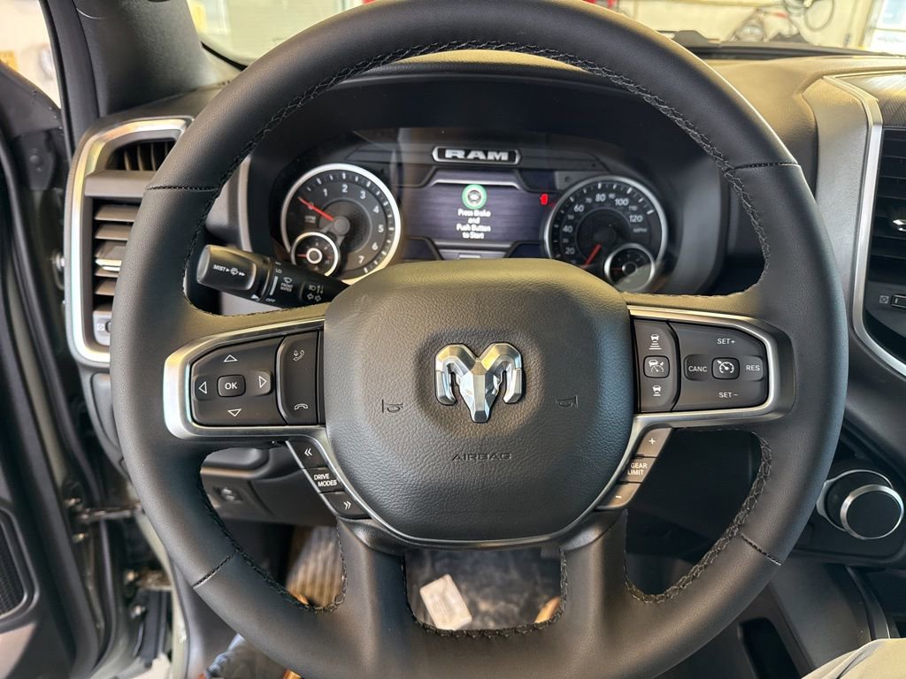 New 2026 RAM 1500 4x4 Crew Cab image 19