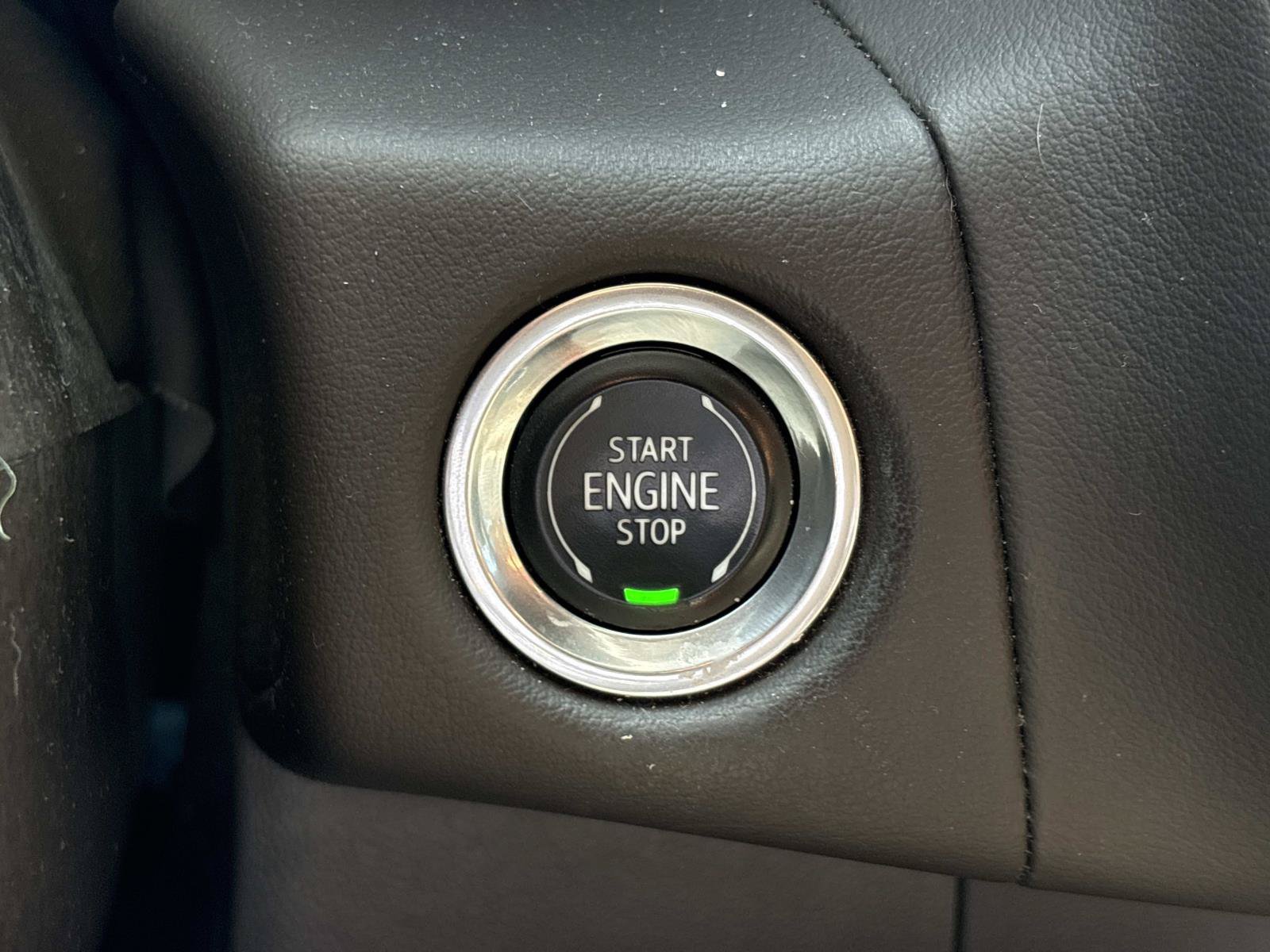 Used 2021 GMC Yukon SLT w/ Rear Media and Nav Package AWD/4WD image 23