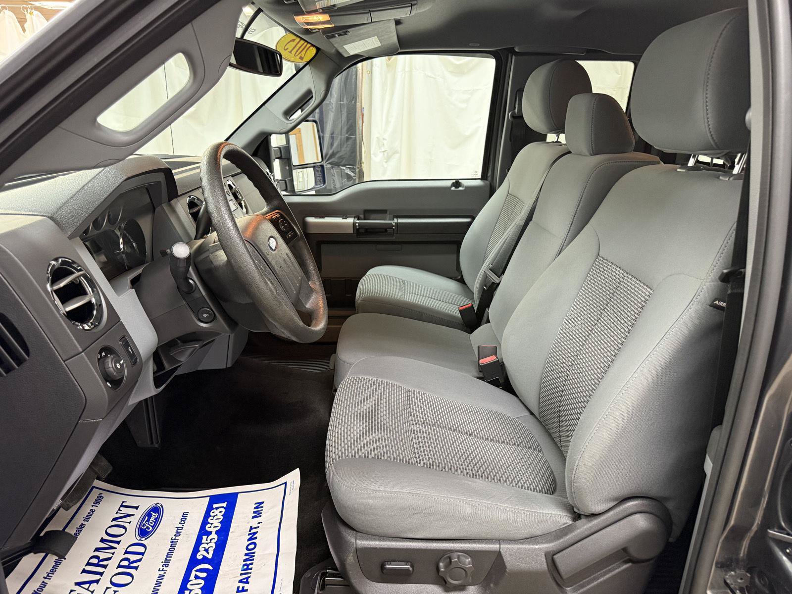 Used 2015 Ford F250 XLT w/ XLT Premium Package AWD/4WD image 12