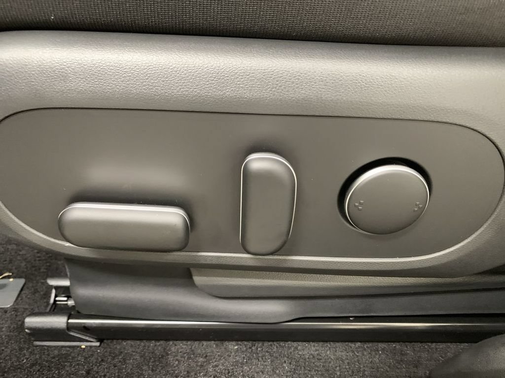 Used 2024 Hyundai Ioniq 5 SEL AWD/4WD image 10