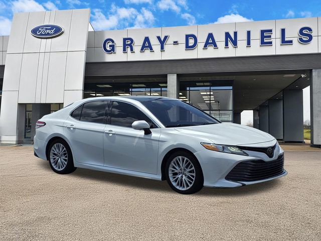Used 2019 Toyota Camry XLE w/ Driver Assist Package FWD image 1