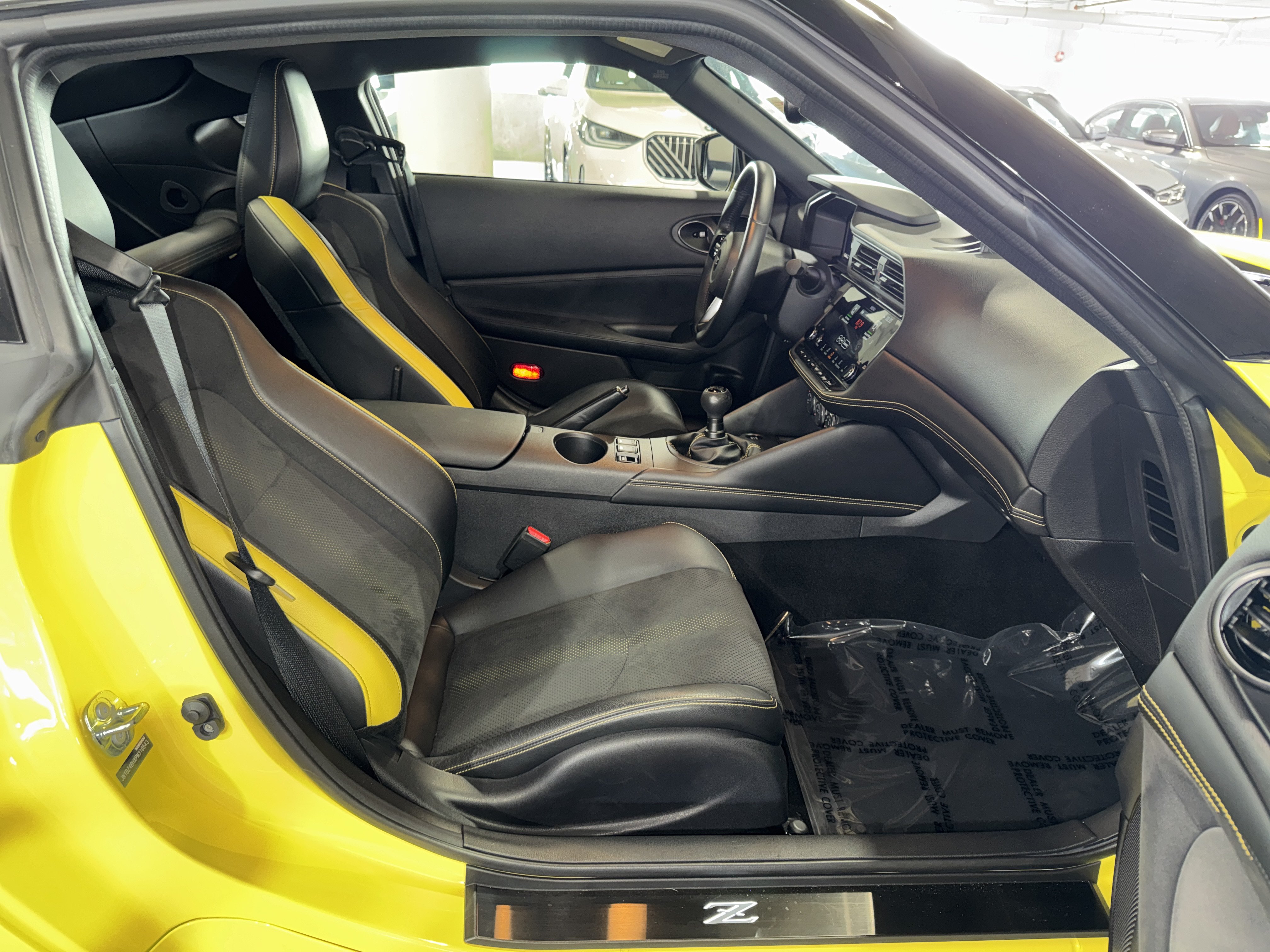 Used 2023 Nissan Z w/ Floor Mat Package (L93) RWD image 10