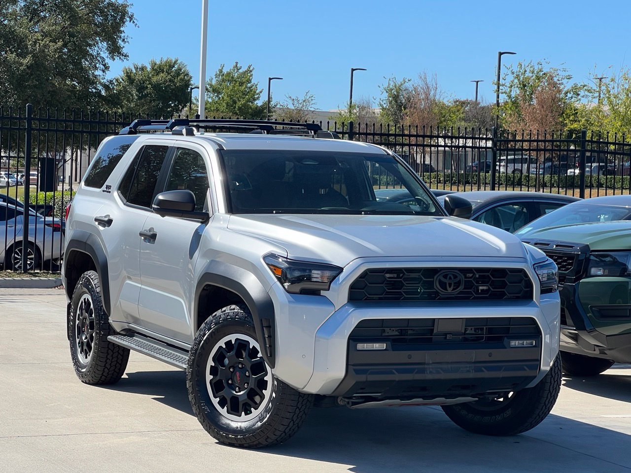 Used 2025 Toyota 4Runner TRD Off-Road Premium w/ Tow Technology Package AWD/4WD image 1
