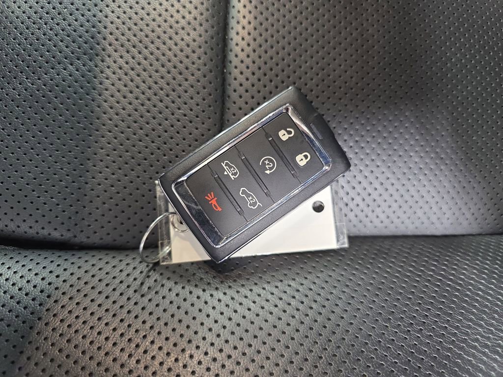 Used 2022 Jeep Grand Wagoneer Series I AWD/4WD image 40