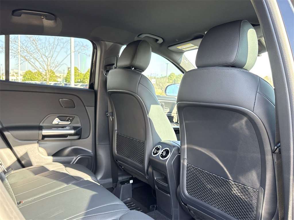 Certified 2025 Mercedes-Benz GLA 250 image 18