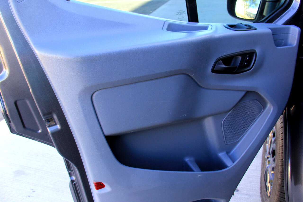 Used 2018 Ford Transit 350 XLT image 14