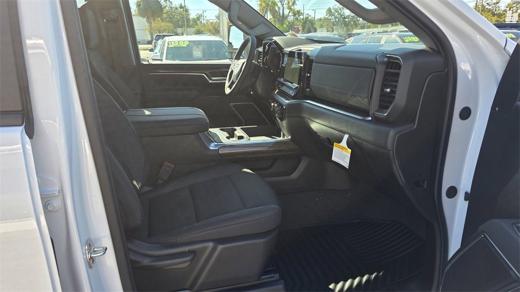 New 2026 Chevrolet Silverado 2500 LT w/ Trail Boss Package image 6