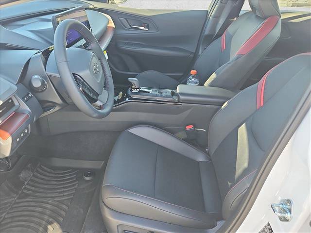 New 2027 Toyota Prius Plug-In Hybrid FWD image 4