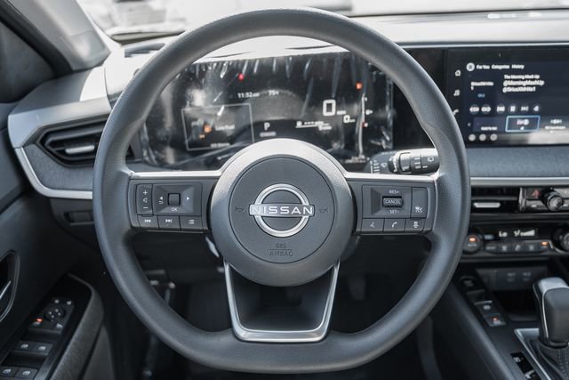 New 2026 Nissan Kicks SV image 28