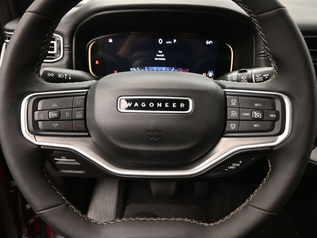 Used 2025 Jeep Wagoneer L Series II w/ 8-pass Seating Package image 7