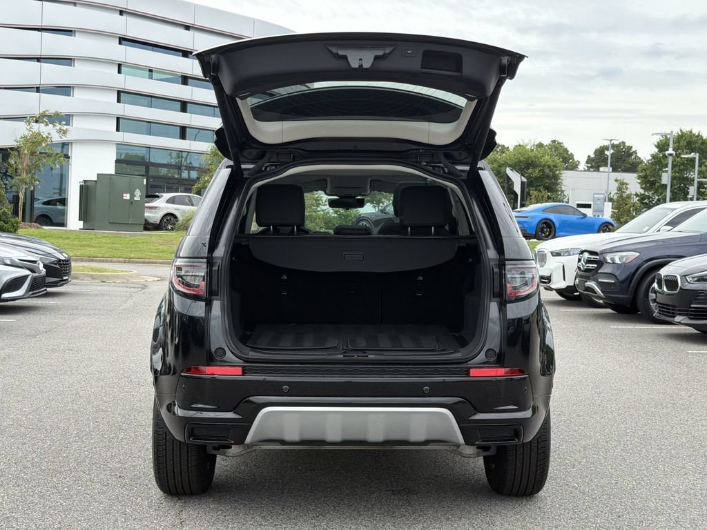 Used 2025 Land Rover Discovery Sport S AWD/4WD image 12
