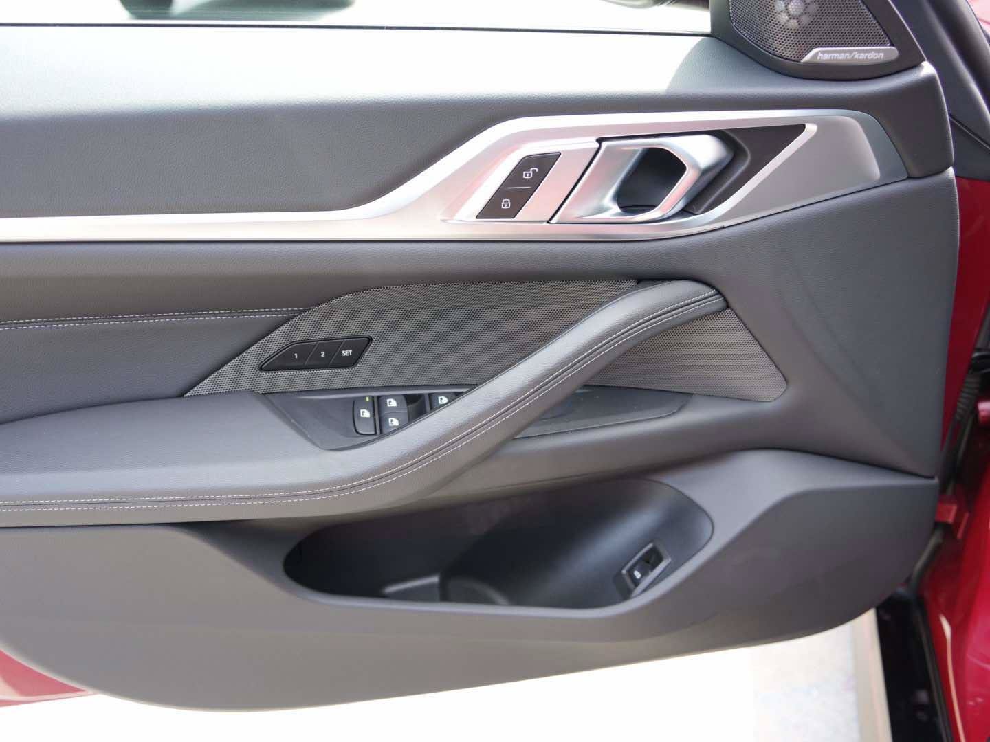 Used 2025 BMW M440i RWD image 24