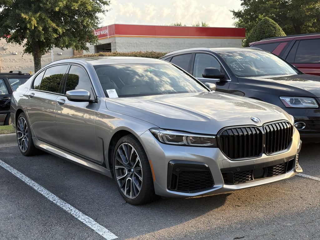 Used 2022 BMW 750i xDrive w/ M Sport Package AWD/4WD image 3