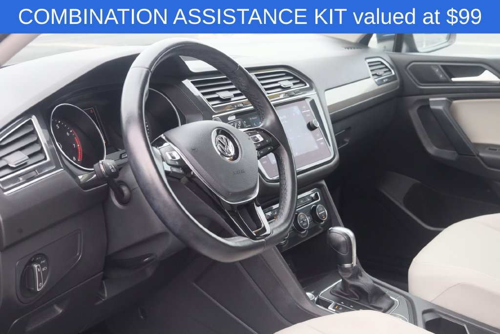 Used 2019 Volkswagen Tiguan SE w/ Panoramic Sunroof Package AWD/4WD image 8