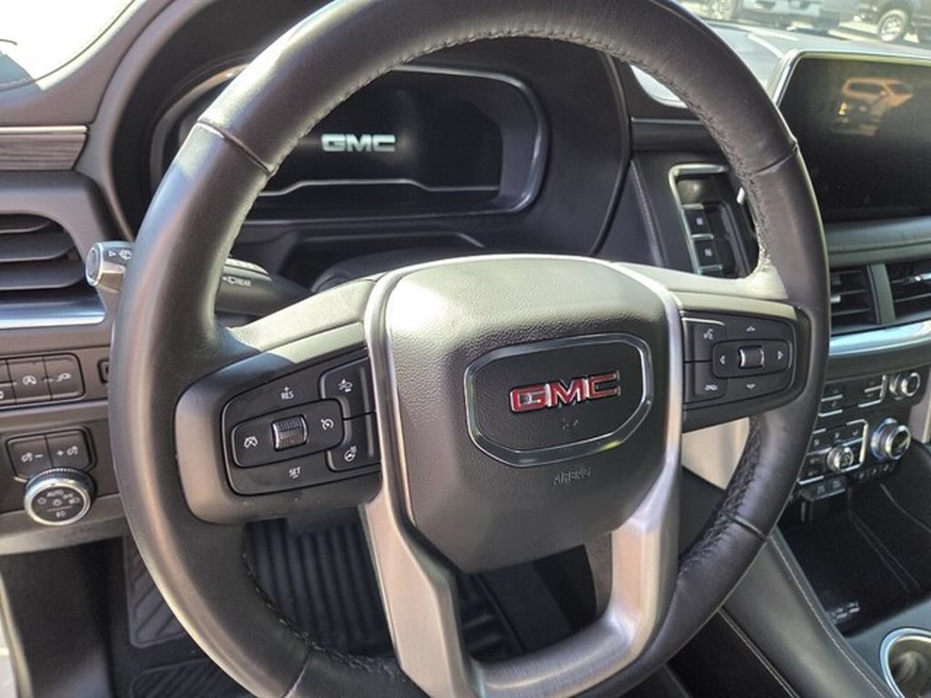 Used 2022 GMC Yukon SLT w/ SLT Luxury Package AWD/4WD image 9